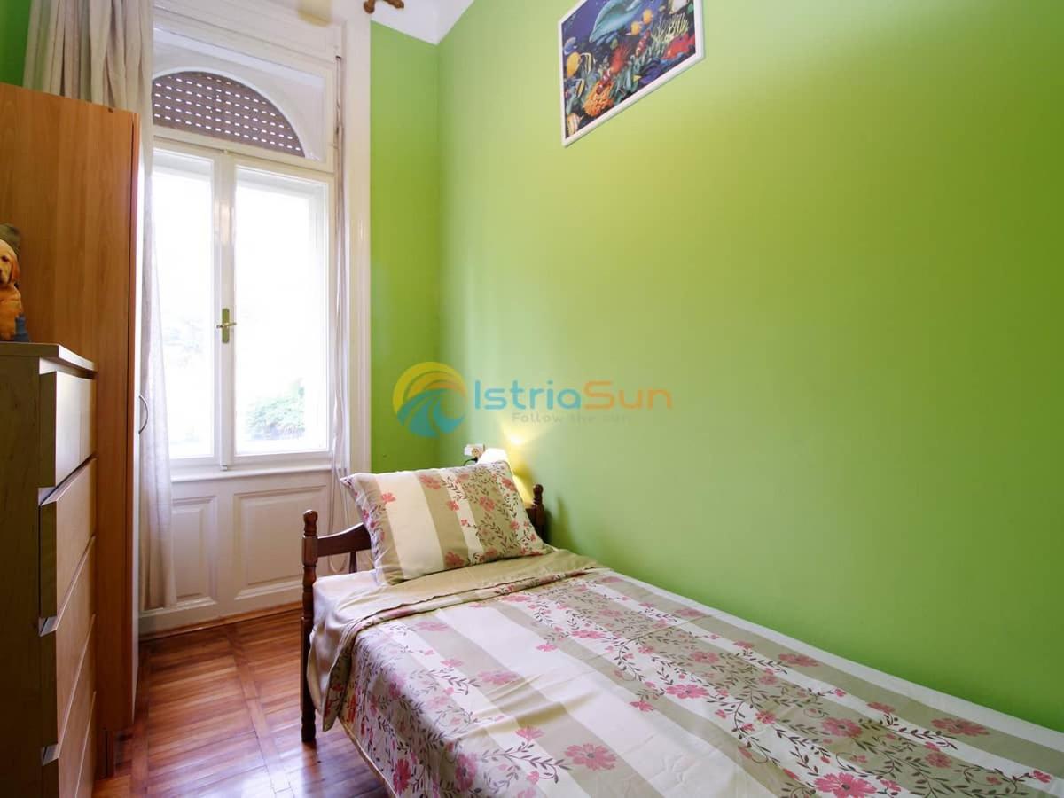 Studio Apartman Lea Pula Exteriér fotografie